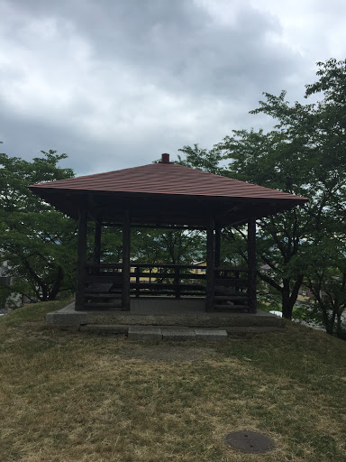 都南中央公園の東屋