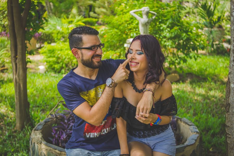 Fotografo di matrimoni Jackson Delgado Etienne (jacksondfoto). Foto del 10 novembre 2017