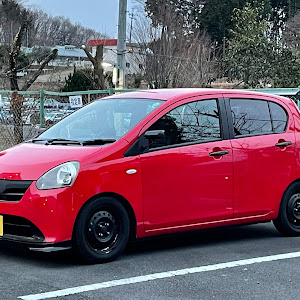 ミライース LA300S