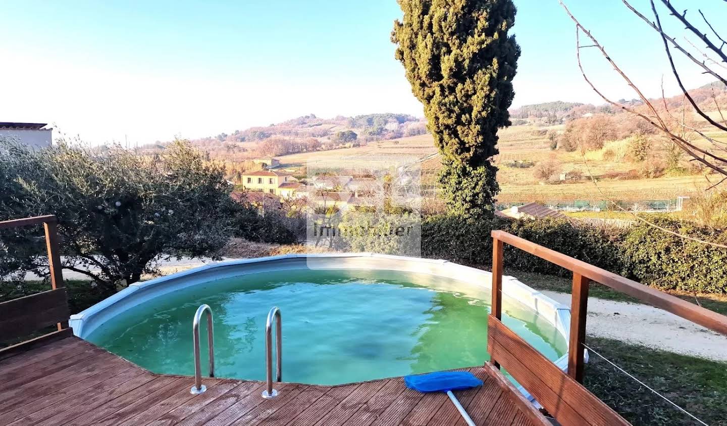 House with garden and terrace Cairanne