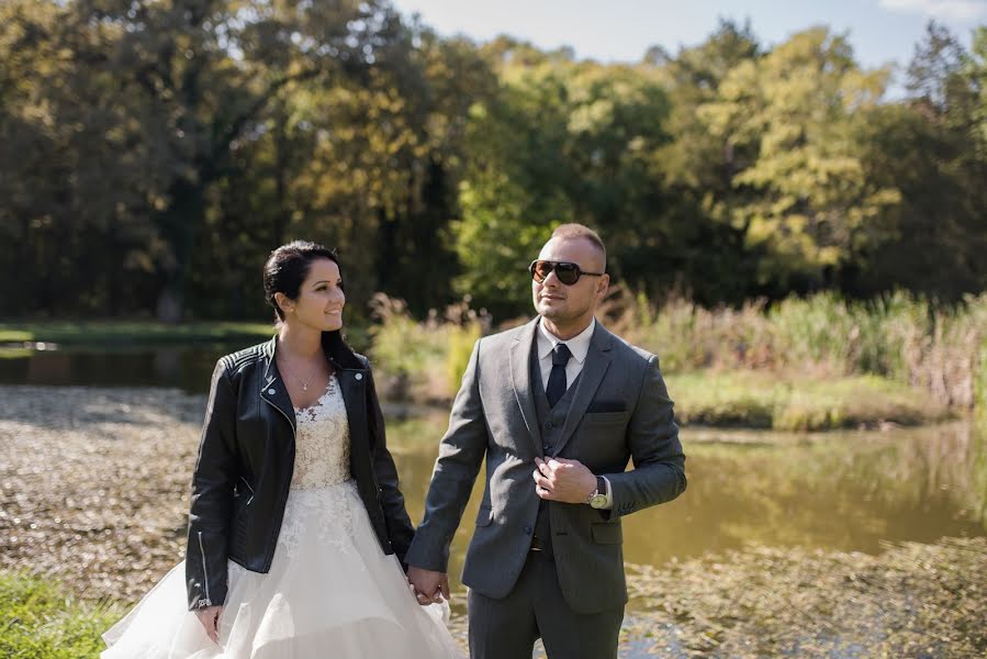 Fotografo di matrimoni Brigi Szentgyörgyi (szentgyorgyi). Foto del 7 gennaio 2020