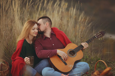 Fotografo di matrimoni Valeriya Kasperova (4valerie). Foto del 6 gennaio 2022