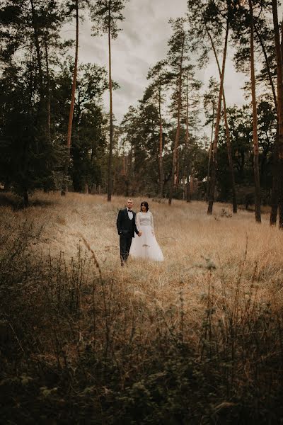 Fotógrafo de casamento Valeriya Kolosova (kolosovaphoto). Foto de 15 de abril 2021