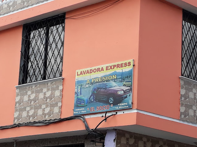 Opiniones de Lavadora Express El Socio en Quito - Servicio de lavado de coches