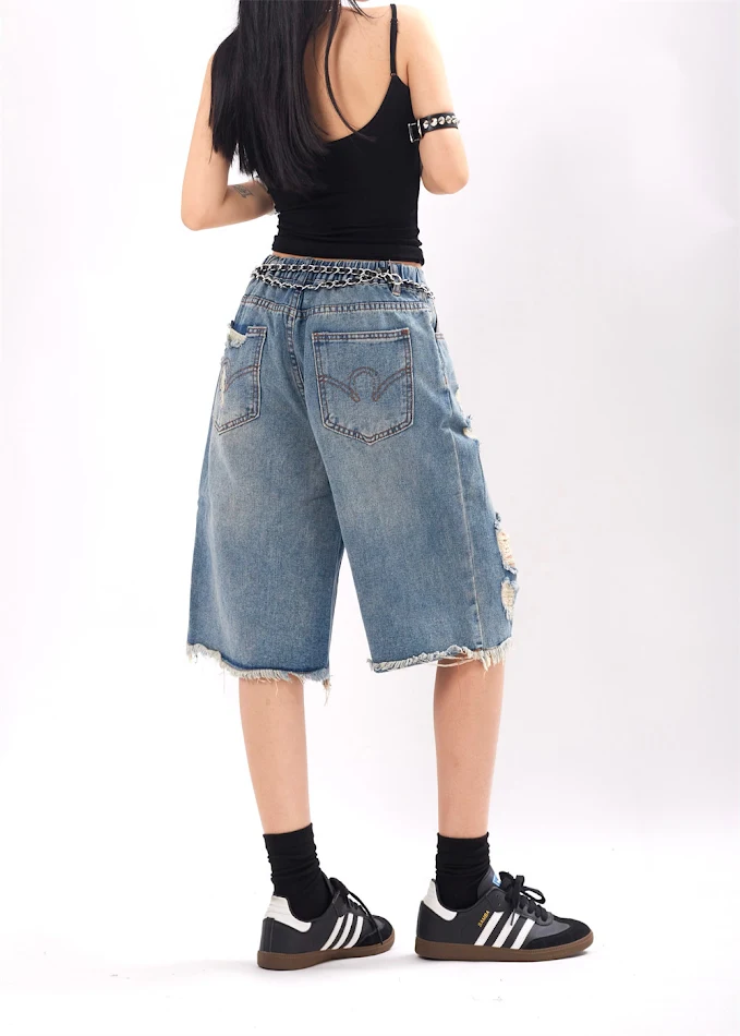 Pantaloni Uomo Cropped Dritti Loose Wash – Comodi, casual e versatili. Perfetti per un look moderno e rilassato, ideali per l'uso quotidiano e il tempo libero.