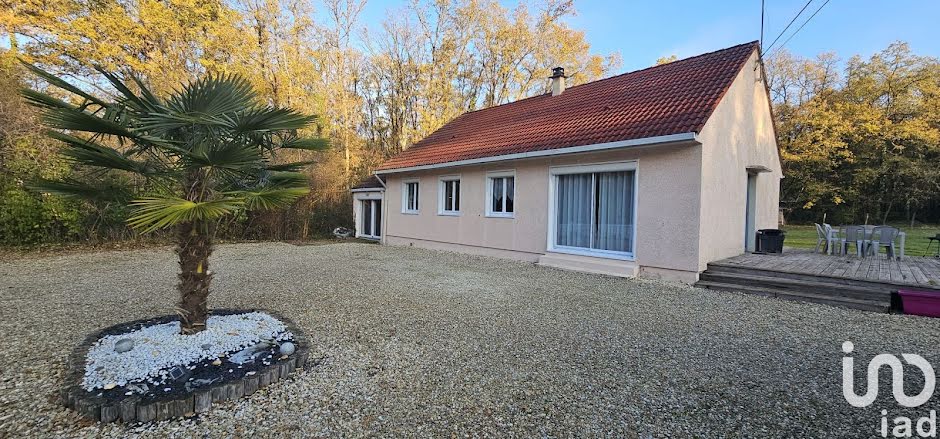 Vente maison 5 pièces 121 m² à Migné (36800), 181 000 €