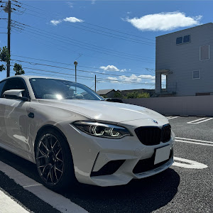 M2 クーペ