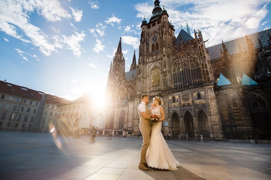 Hochzeitsfotograf Roman Lutkov (romanlutkov). Foto vom 9. Juli 2018