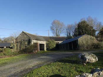 maison à Saint-Mayeux (22)