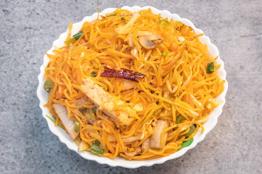 Veg Singapuri Noodles