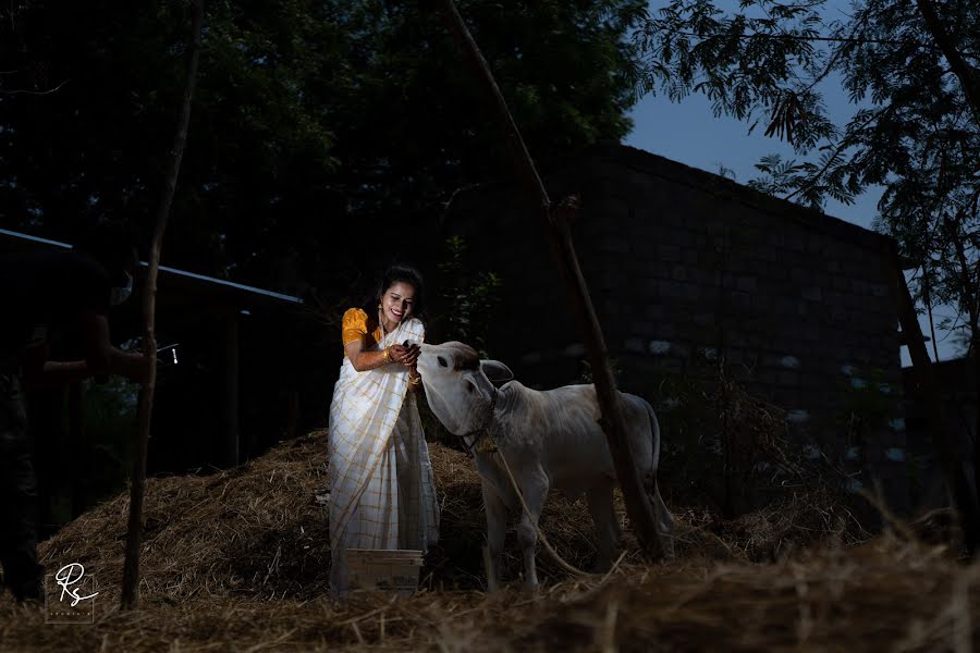 Fotógrafo de bodas Vikey Reddy Selem (twestudios). Foto del 25 de septiembre 2021