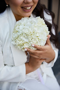 Fotógrafo de casamento Dinara Yusupova (dinarayusupova). Foto de 16 de novembro 2021