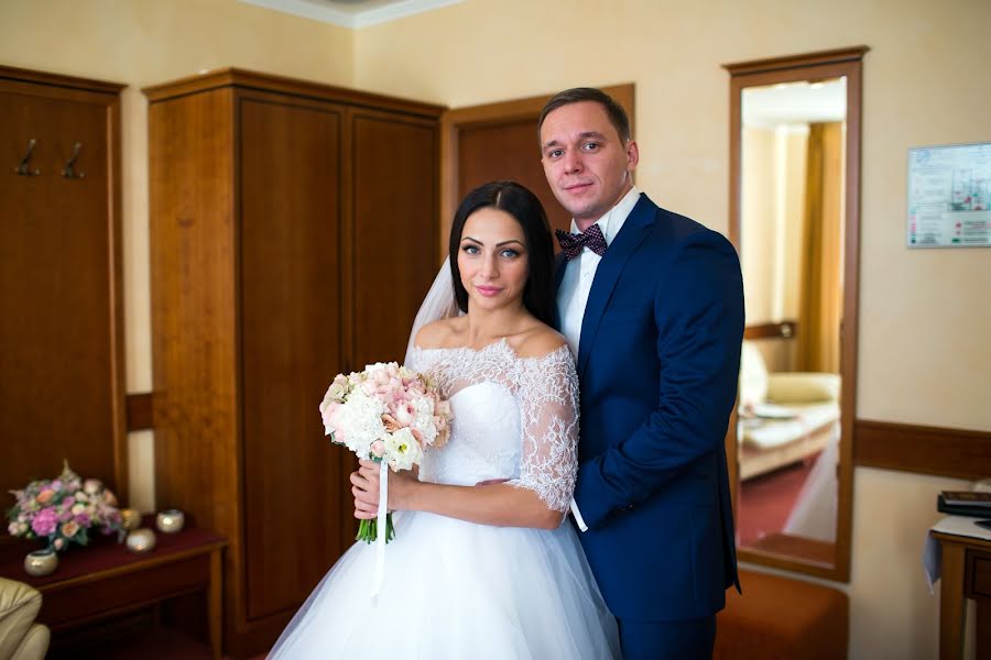 結婚式の写真家Gosha Nuraliev (lider)。2016 10月23日の写真