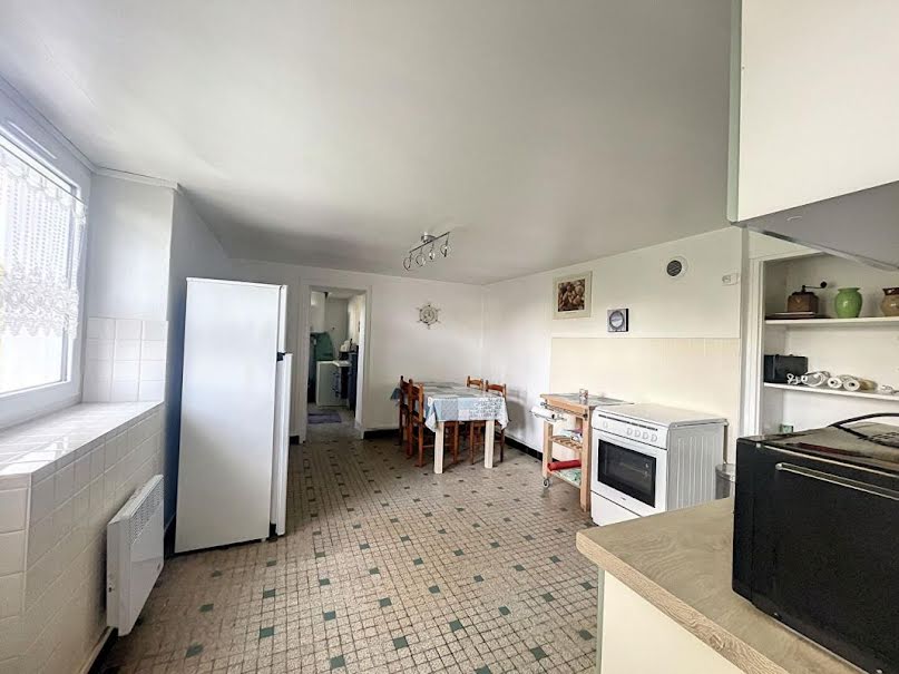 Location meublée appartement 1 pièce 57 m² à Damgan (56750), 530 €