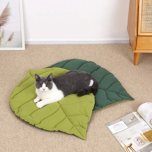 Autumn and winter thickened leaf shape pet floor mat cat pet mat cotton fabric kennel cat mat