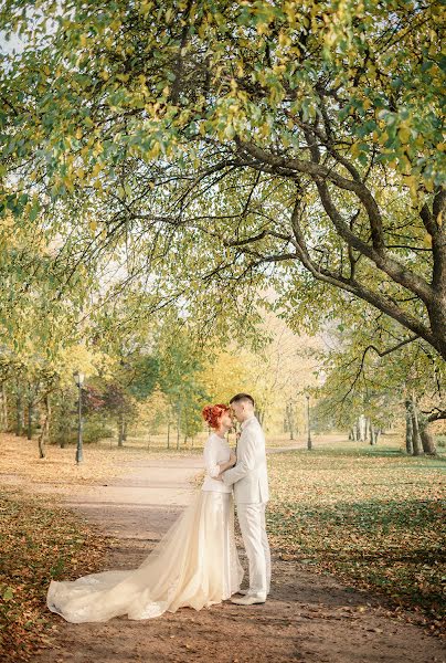 Fotógrafo de casamento Kseniya Lopyreva (kslopyreva). Foto de 27 de outubro 2017