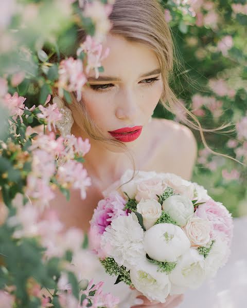 Fotógrafo de casamento Ulyana Bogulskaya (bogulskaya). Foto de 10 de setembro 2016