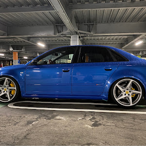 RS4 セダン