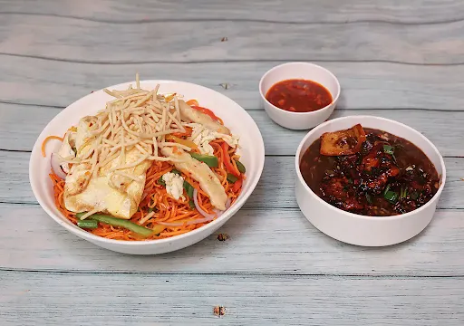 Chicken Triple Schezwan Noodles