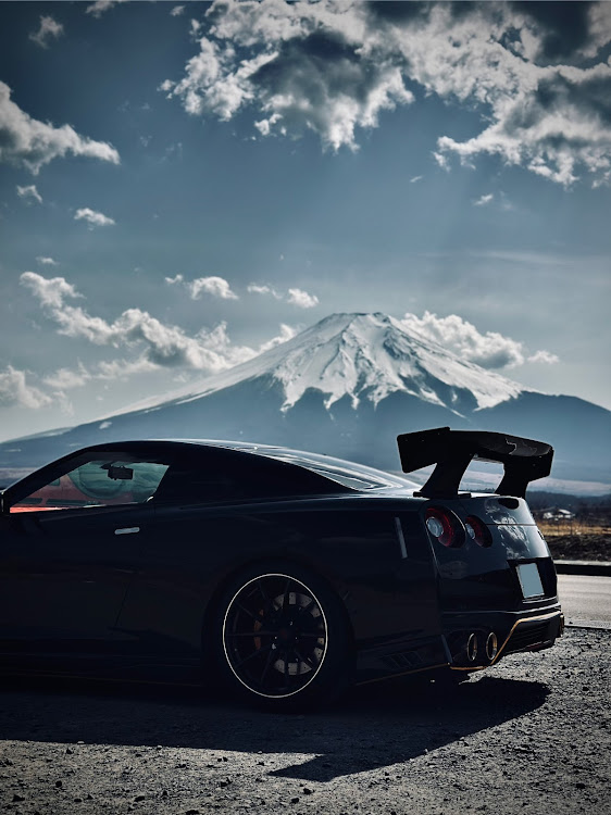 NISSAN GT-RのR35・GT-R・桜と愛車・富士山・86に関するカスタム事例の投稿画像2枚目