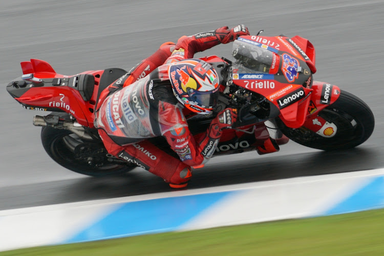 シビックタイプRの無限MUGEN・シビックタイプR・ツインリンクもてぎ・MotoGP・ホンダがんばれに関するカスタム事例の投稿画像4枚目