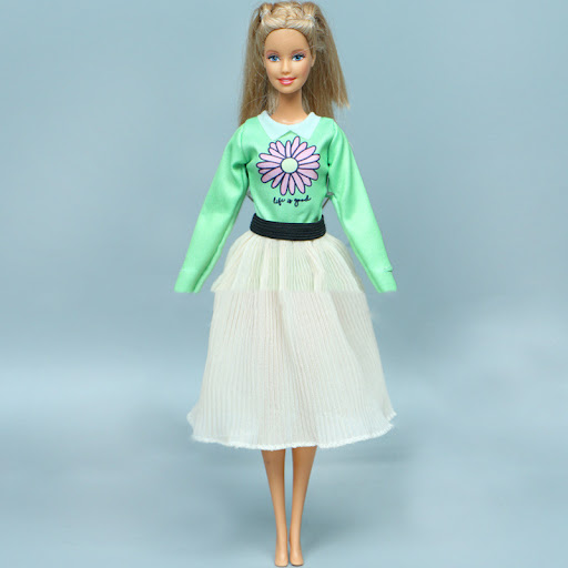 Title 3, Fashion Casual Skirt Suit Toy Doll Clothes. Dre...