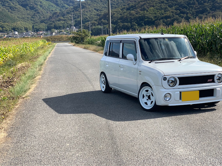 アルトラパンの2019ベストショット・お洒落は足元からに関するカスタム事例の投稿画像1枚目