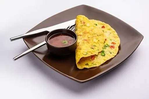 Masala Omelette With Bread