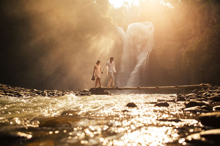 Photographe de mariage Made Putra Wijaya (putrabaliphotog). Photo du 24 février 2016