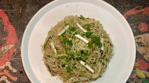 Paneer Hakka Noodles