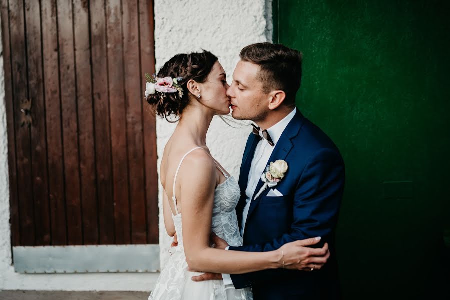 婚禮攝影師Renata Šolcová（aloharenee）。2019 4月30日的照片