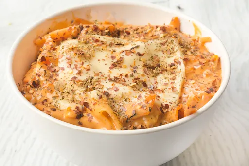 Mixed Sauce Pasta With Cheese