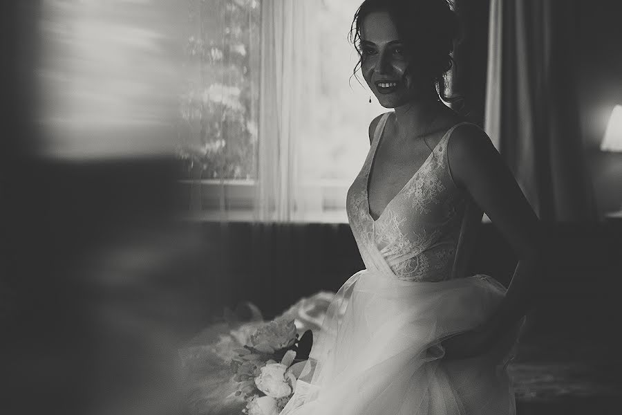 Wedding photographer Dima Kruglov (dimakruglov). Photo of 9 June 2019