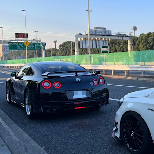 NISSAN GT-R R35