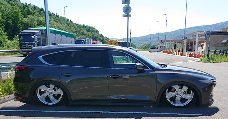 CX-8のみんなでつくろうホイール図鑑・22インチ・ビレットホイール・通勤車両に関するカスタム事例の投稿画像4枚目