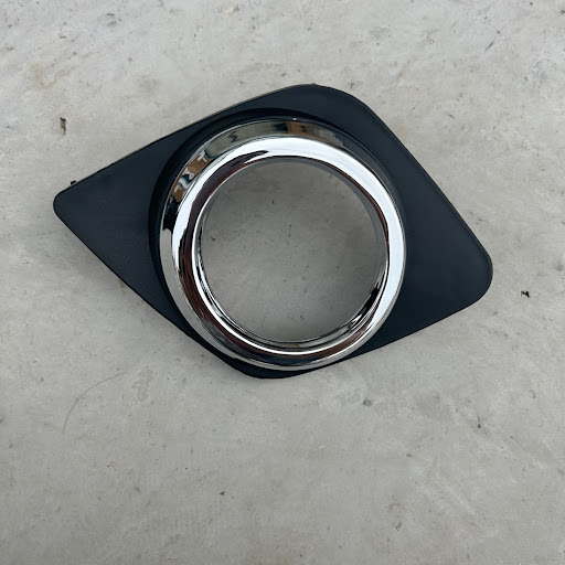 Title 4, Front Bumper Small Light Decoration Frame Anti-...
