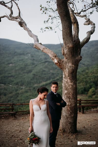 Fotógrafo de bodas Kostas Tsilogiannis (shootme). Foto del 17 de septiembre 2019