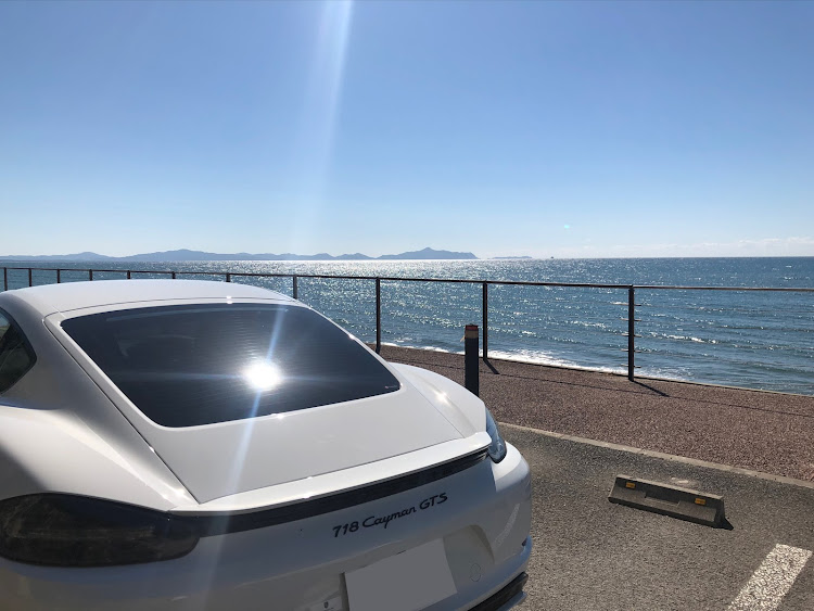 718 ケイマンのドライブ・海と愛車・718ケイマンGTSに関するカスタム事例の投稿画像1枚目