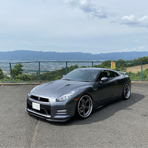 NISSAN GT-R R35