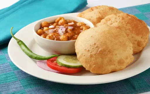 Chhole Puri