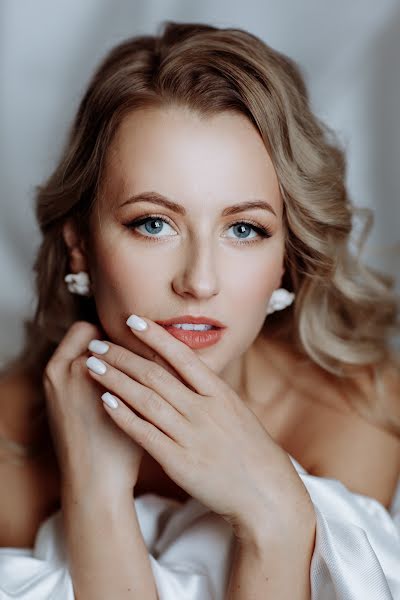 Jurufoto perkahwinan Polina Pavlova (polina-pavlova). Foto pada 7 Mac 2023