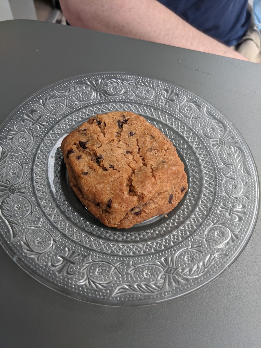 Vegan chocolate chip cookie