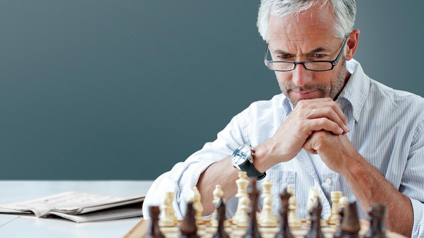 Watch How to Play Chess: Lessons From An International Master live