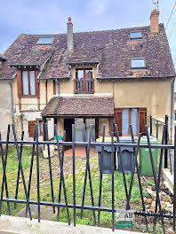 maison à Villeneuve-le-Comte (77)