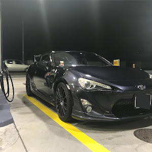 86 ZN6