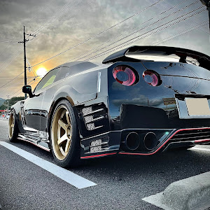 NISSAN GT-R R35