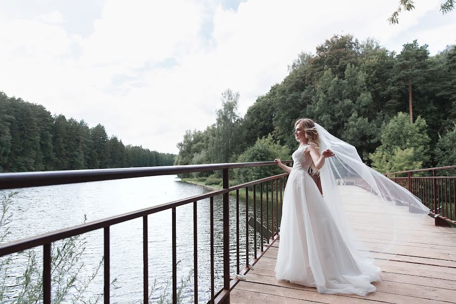 Fotógrafo de casamento Tatyana Shaban (taniasan). Foto de 2 de outubro 2019