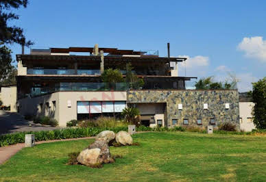 Maison avec piscine et terrasse 6