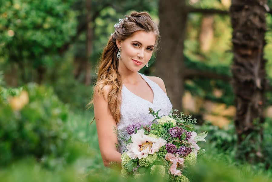 Wedding photographer Ekaterina Utorova (utorovakate). Photo of 14 August 2021