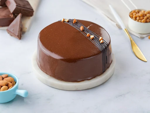 Chocolate Praline Cake - 500 Grams